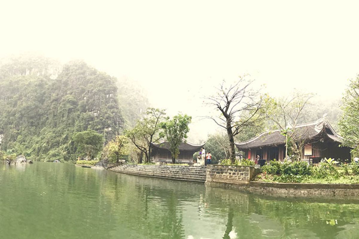 Trang An - Start your Ninh Binh Travel with tranquil vistas
