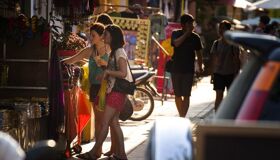 Capture the vibrant essence of Phnom Penh’s cultural gem