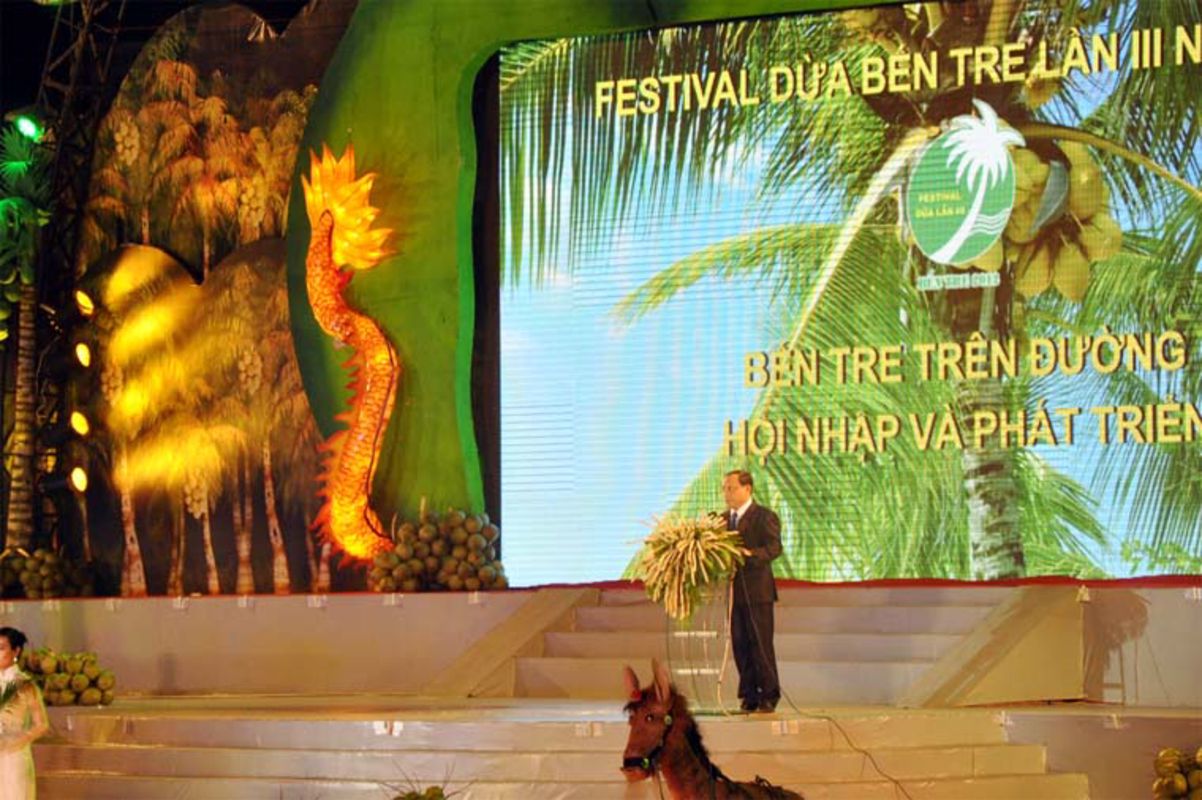 Experience Ben Tre Tours with sustainable adventures
