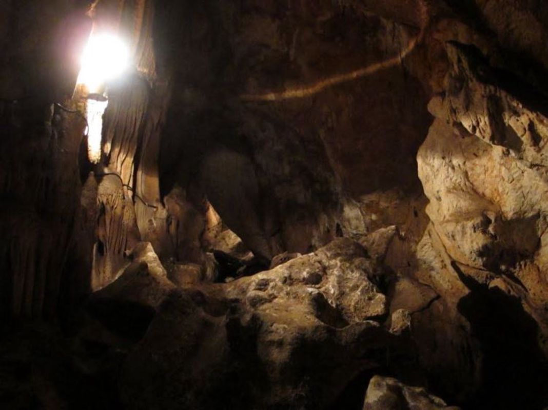 Learn Hoa Binh’s natural heritage with expert insights