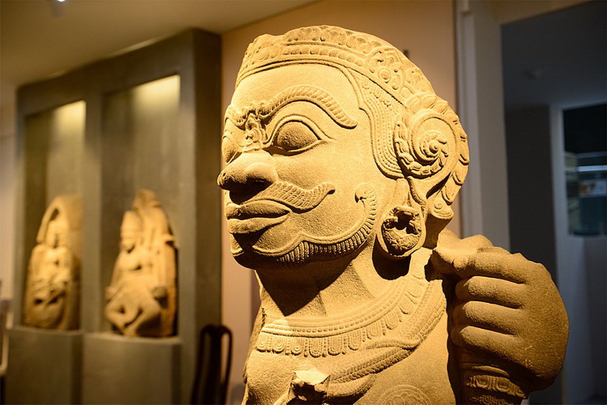 Learn Da Nang’s heritage with expert insights