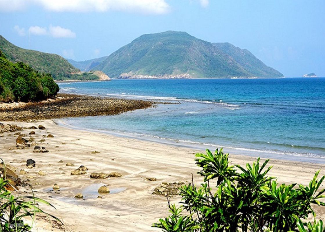 Experience Con Dao Tours with sustainable adventures