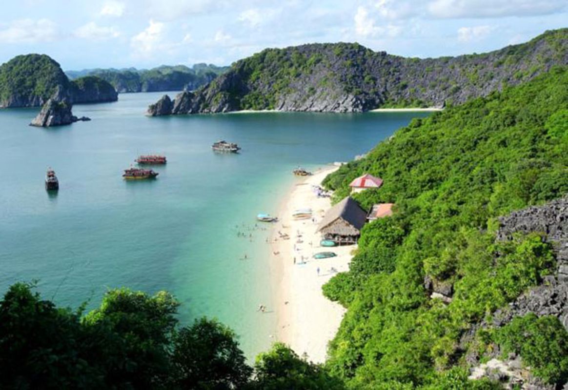 About Lan Ha Bay
