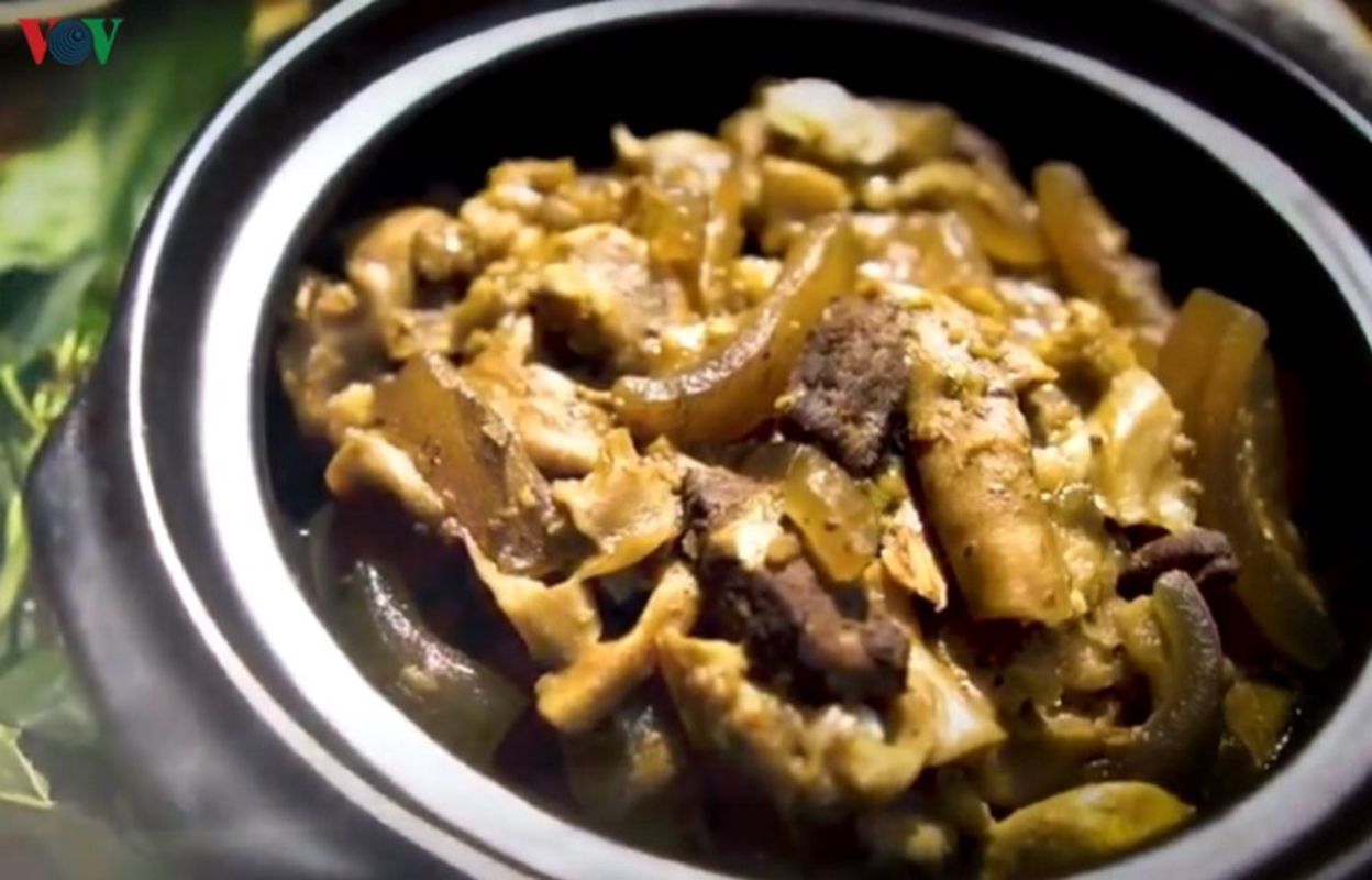 Experience Buon Ma Thuot Tours with sustainable dining
