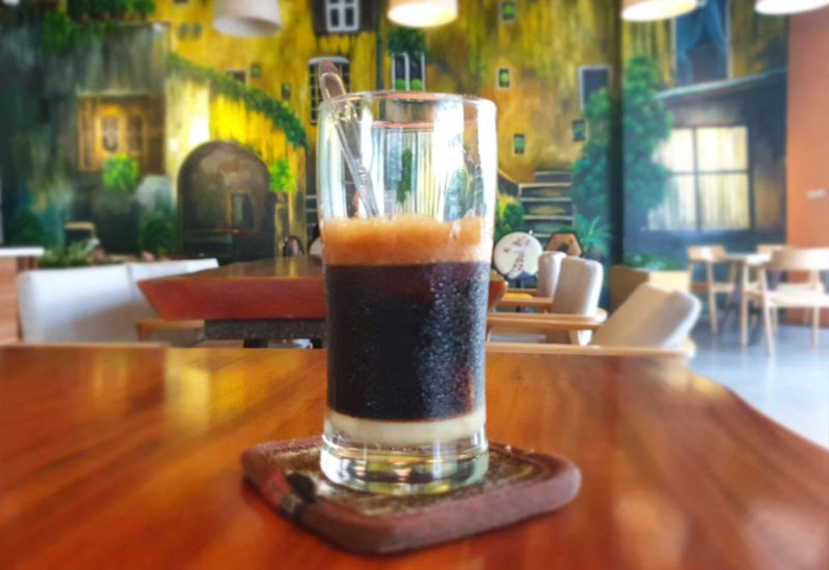 Start your Hanoi Travel with a refreshing sip