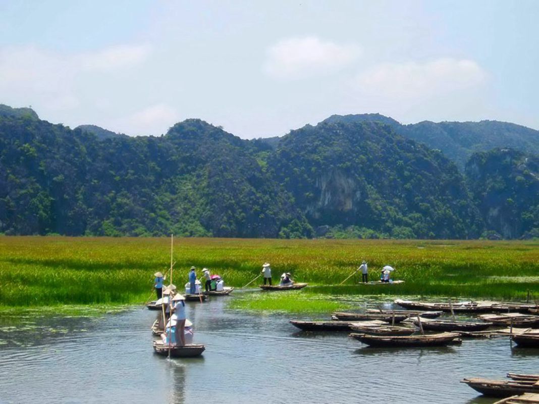 Kenh Ga Hot Spring - Begin your Ninh Binh Tours with a scenic adventure