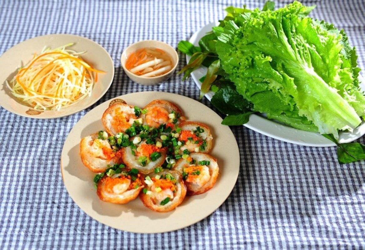 Banh Khot (Khot cake)