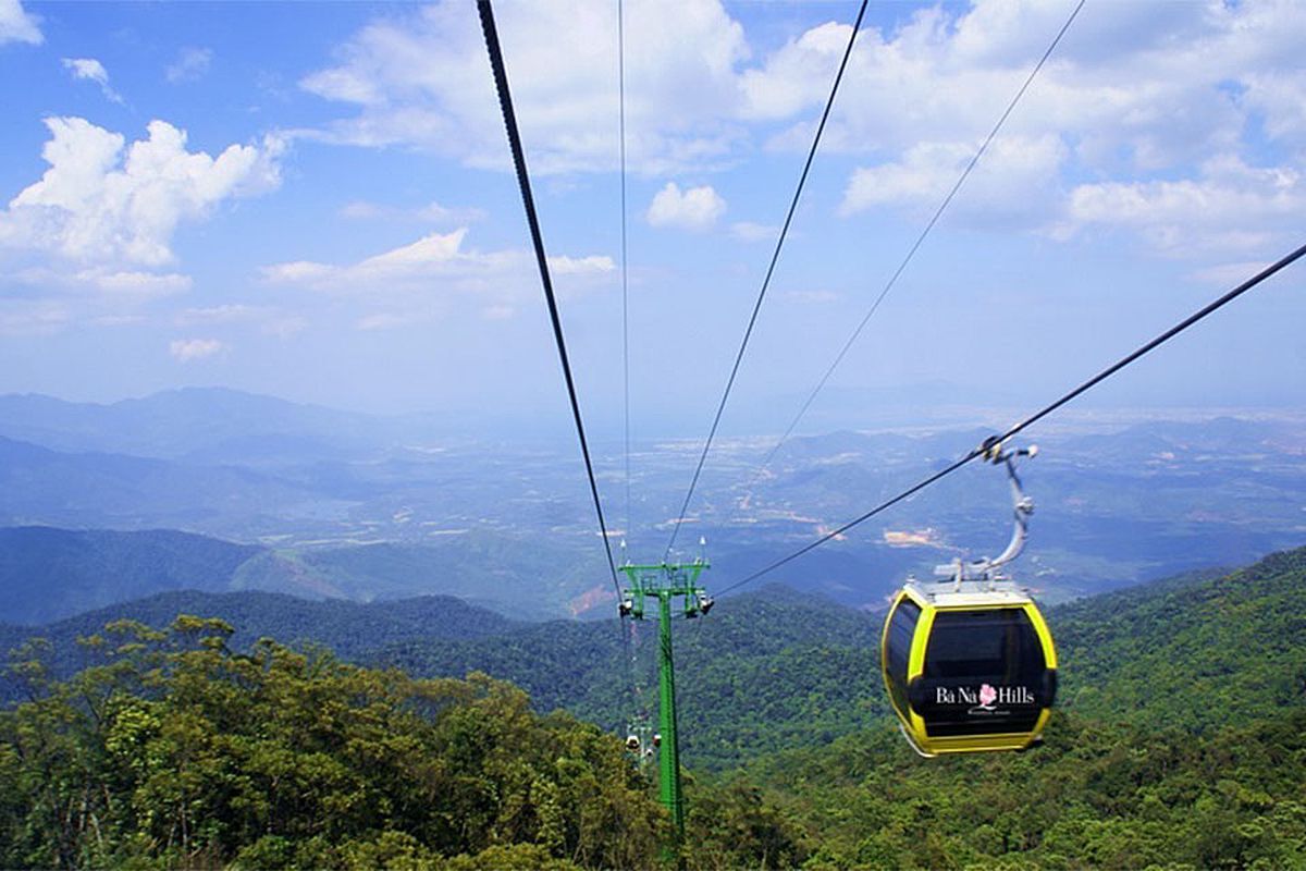 Start your Da Nang Travel with a magical view