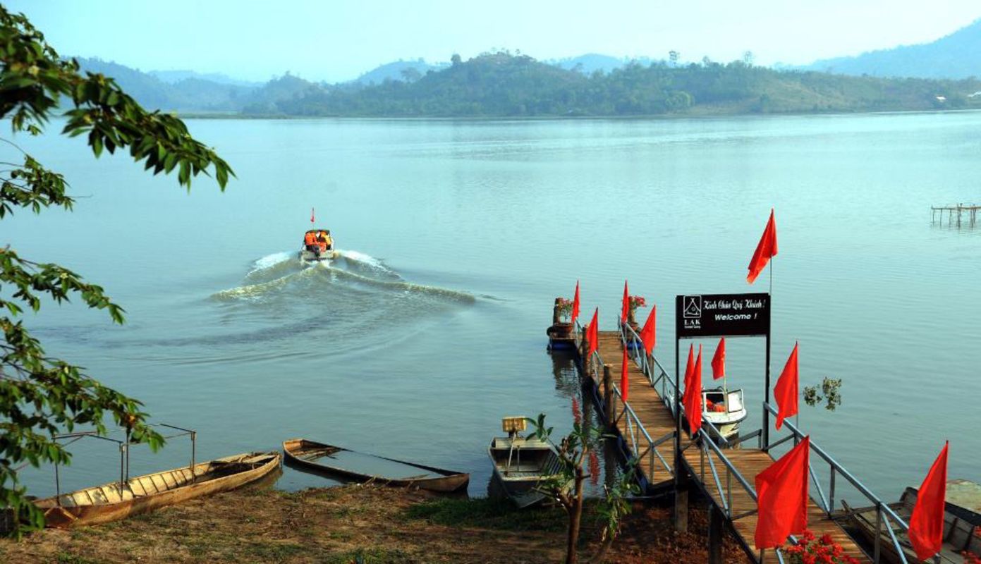 Experience Dak Lak Tours with sustainable adventures