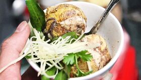 Dive into the daring taste of Hanoi Travel