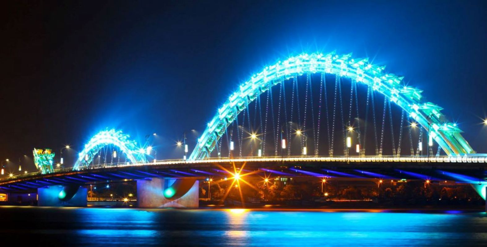 Start your Da Nang Travel with serene vistas