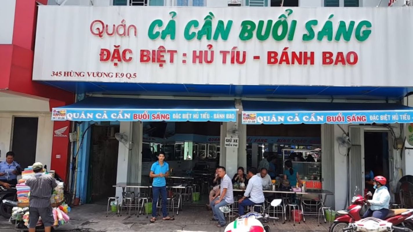 Learn Ho Chi Minh City’s culinary heritage with expert insights