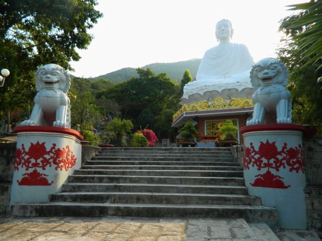 Capture the sacred serenity of Dak Lak’s spiritual gem