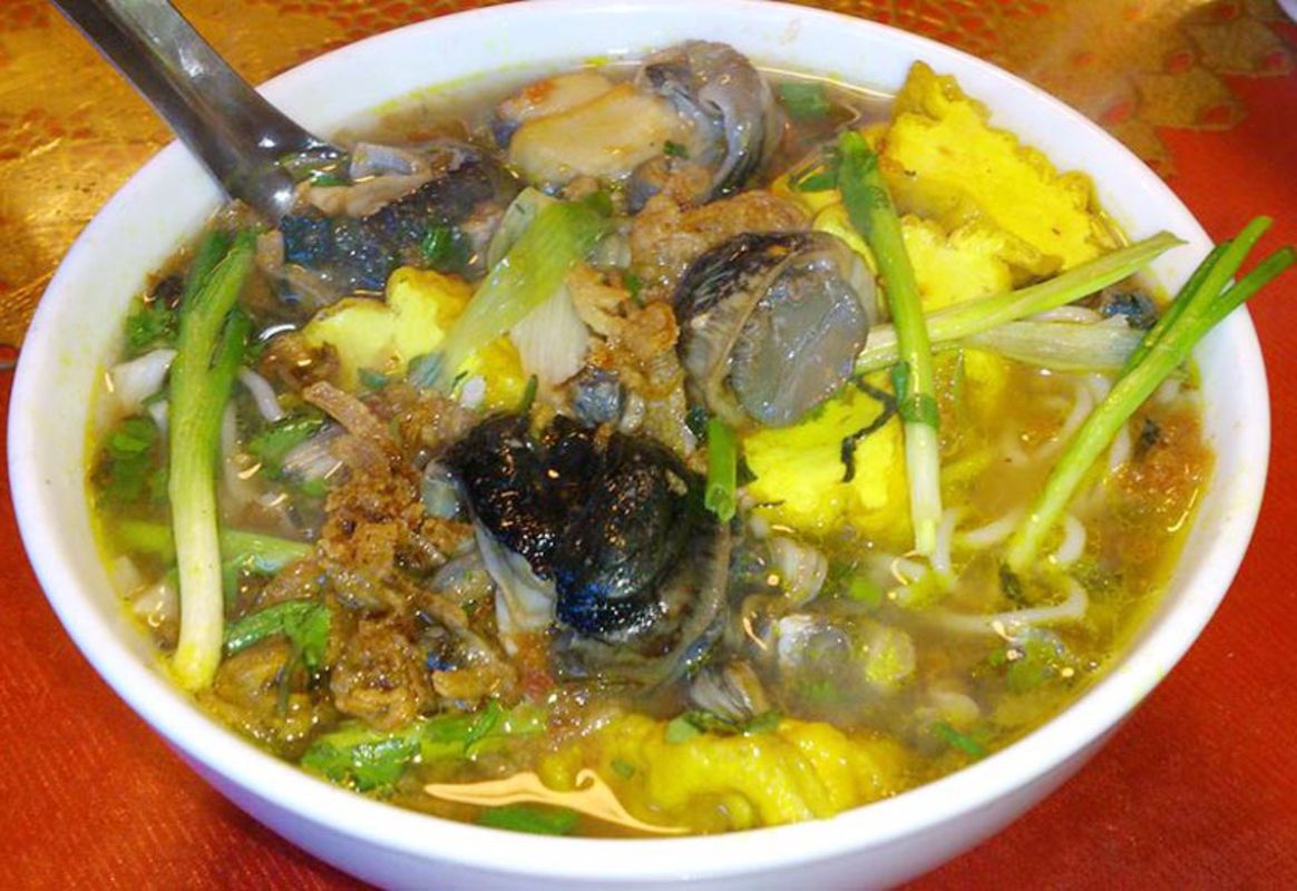 Capture the tangy allure of Hanoi’s culinary gem