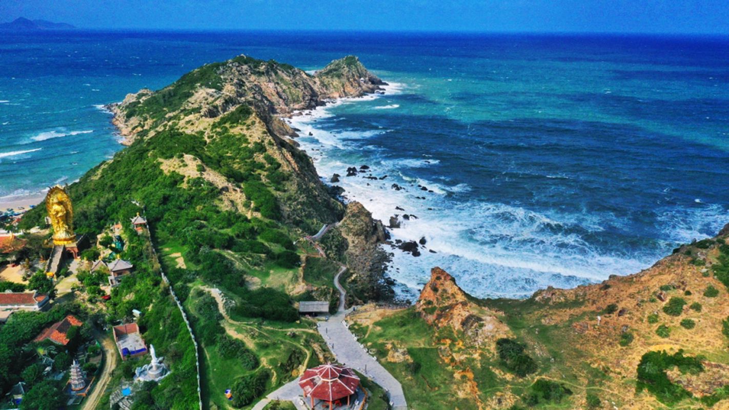 Ba Mountains (Nui Ba) - Seize the adventurous spirit of Quy Nhon Travel