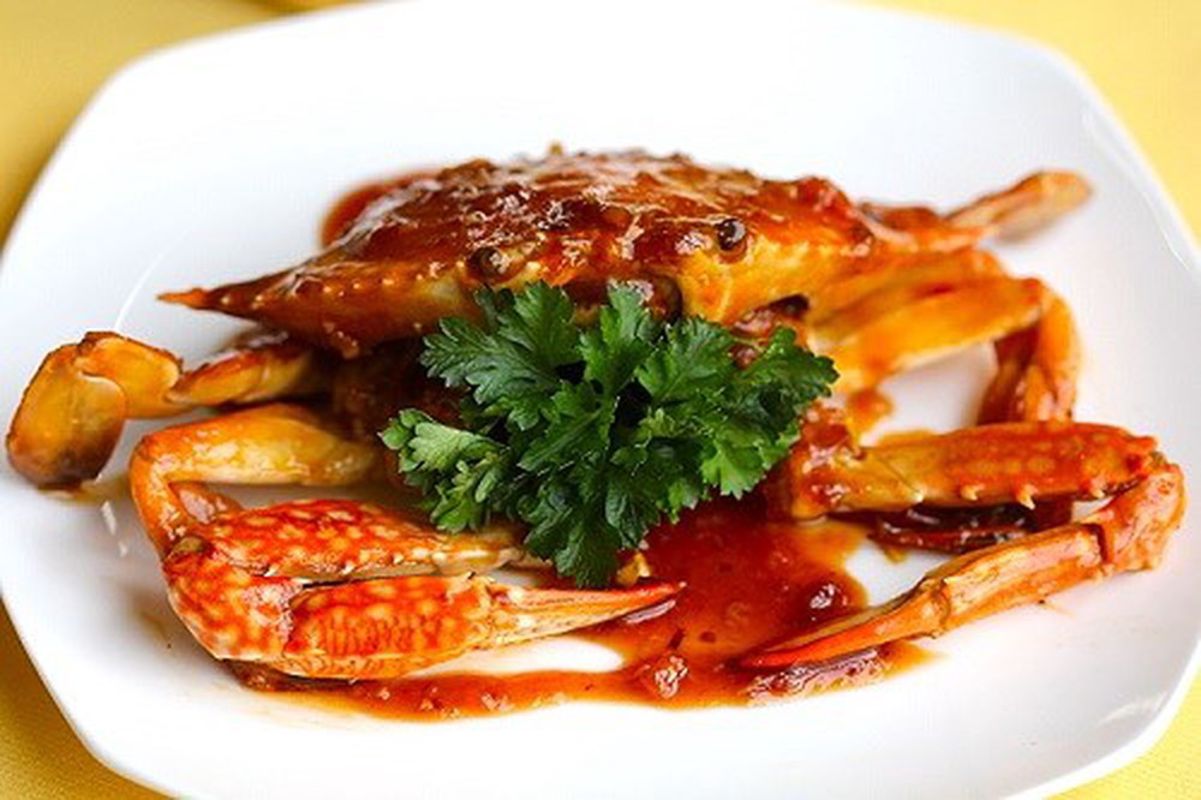 Learn Nghe An’s cultural heritage with expert insights