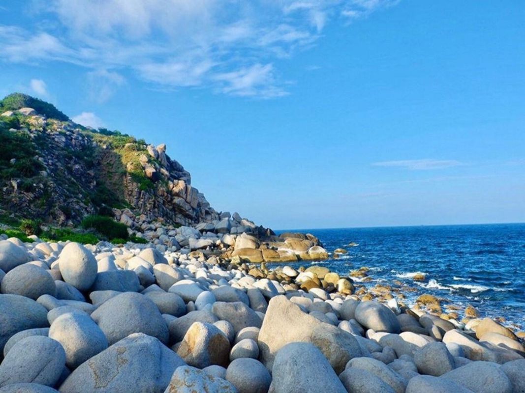 Start your Khanh Hoa Travel with serene vistas