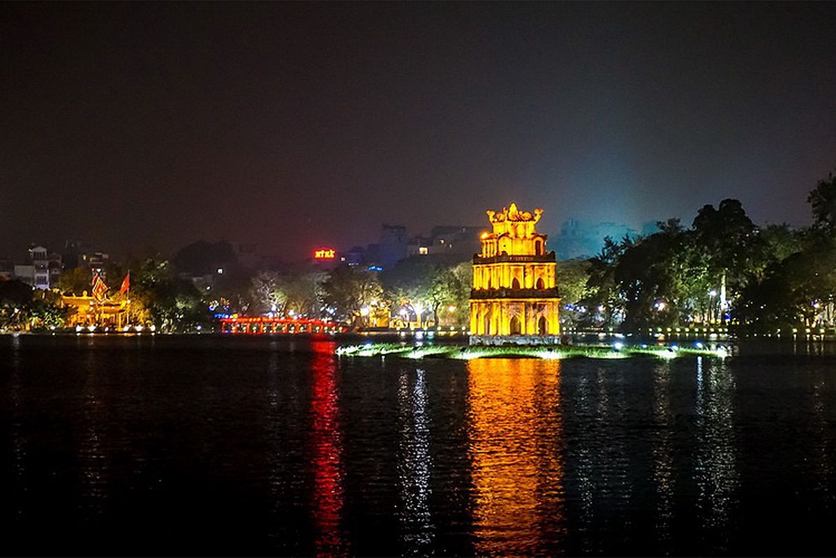 Dive into the historic charm of Hanoi Travel
