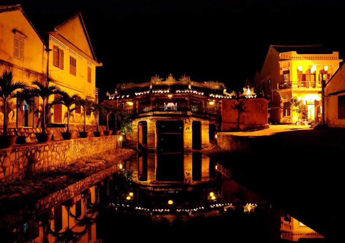 Uncover Japanese craftsmanship in Hoi An’s Pagoda Bridge