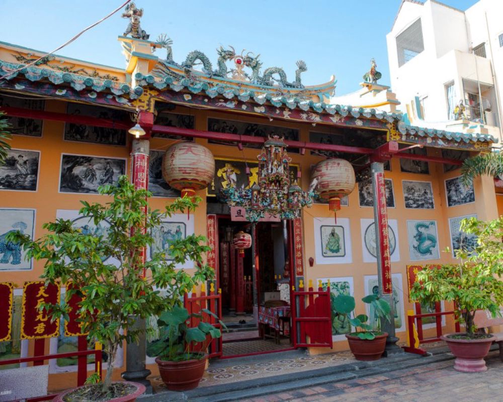 Capture the spiritual beauty of Can Tho’s cultural treasure