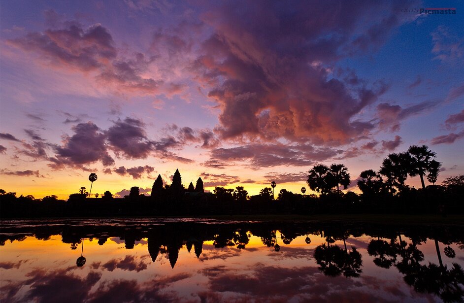Angkor Wat under the sunset, Cambodia