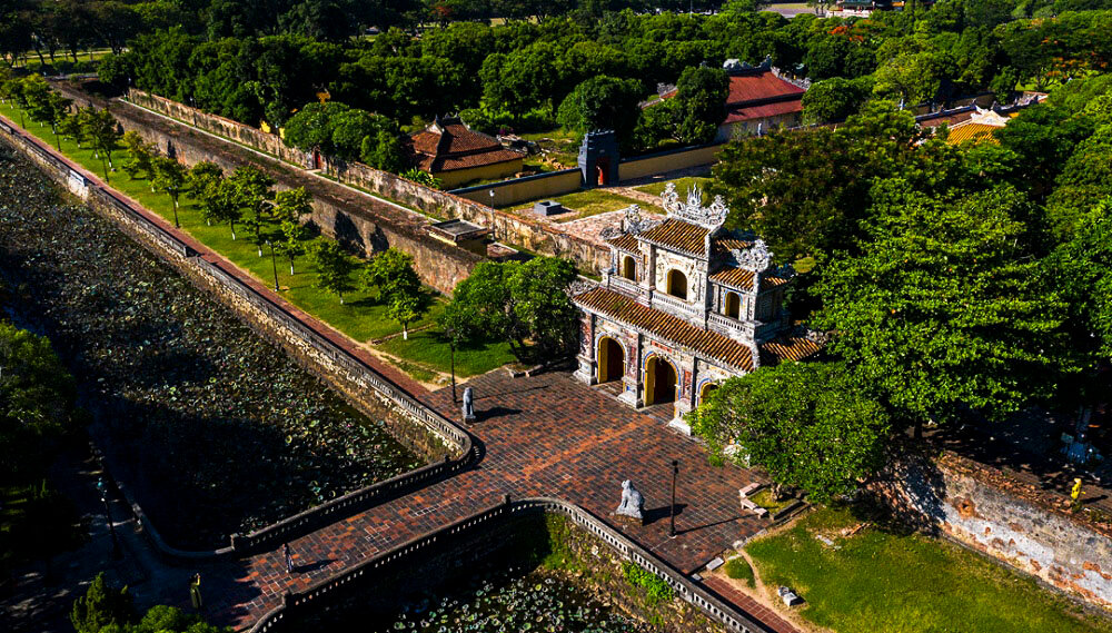 Experience Vietnam’s culture with guided tours