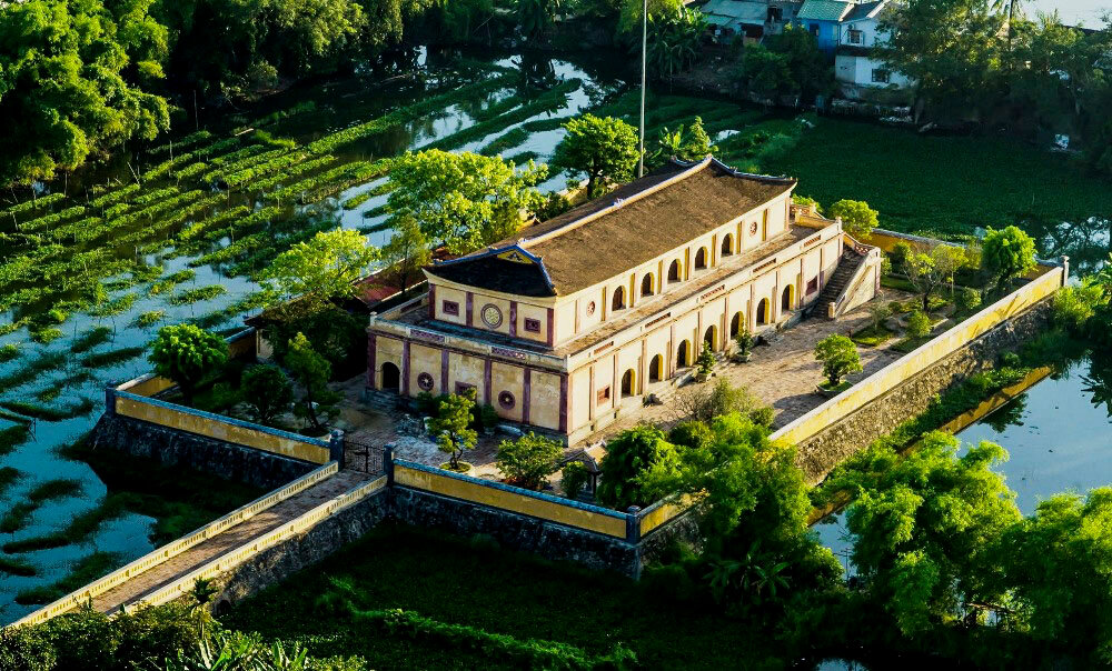 Start your visa-prepared journey with Vietnam’s vibrant glow
