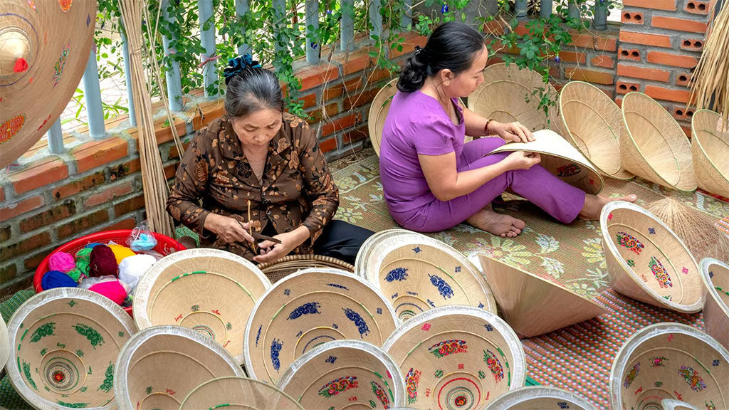 Capture the vibrant beauty of Vietnam with a visa for Iranian travelers