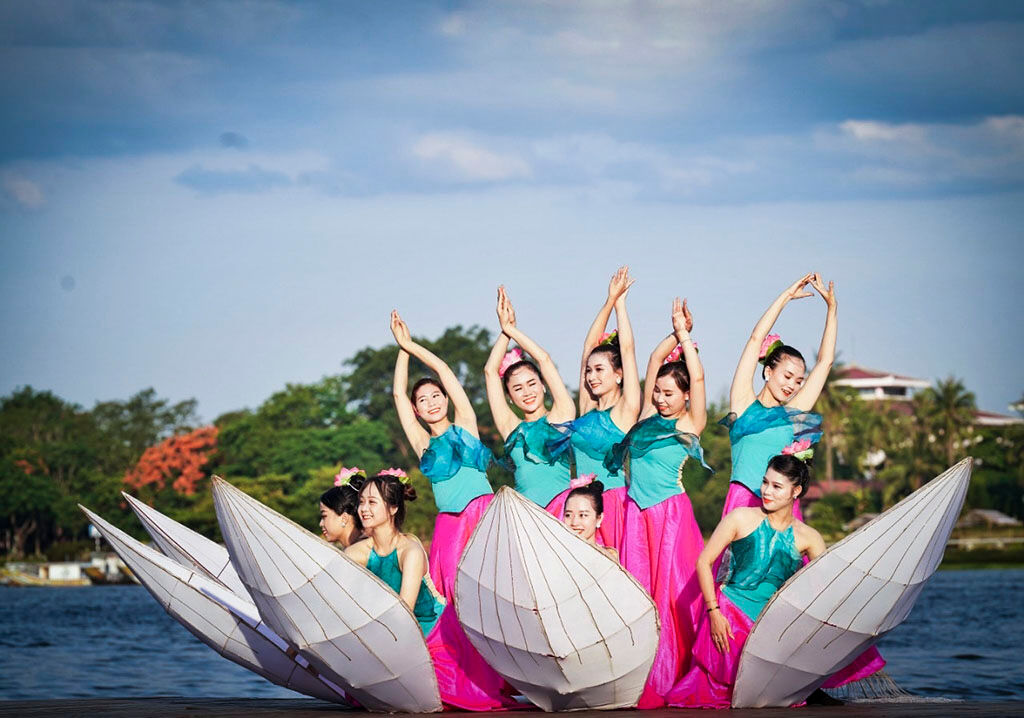 Experience Vietnam’s culture with guided tours