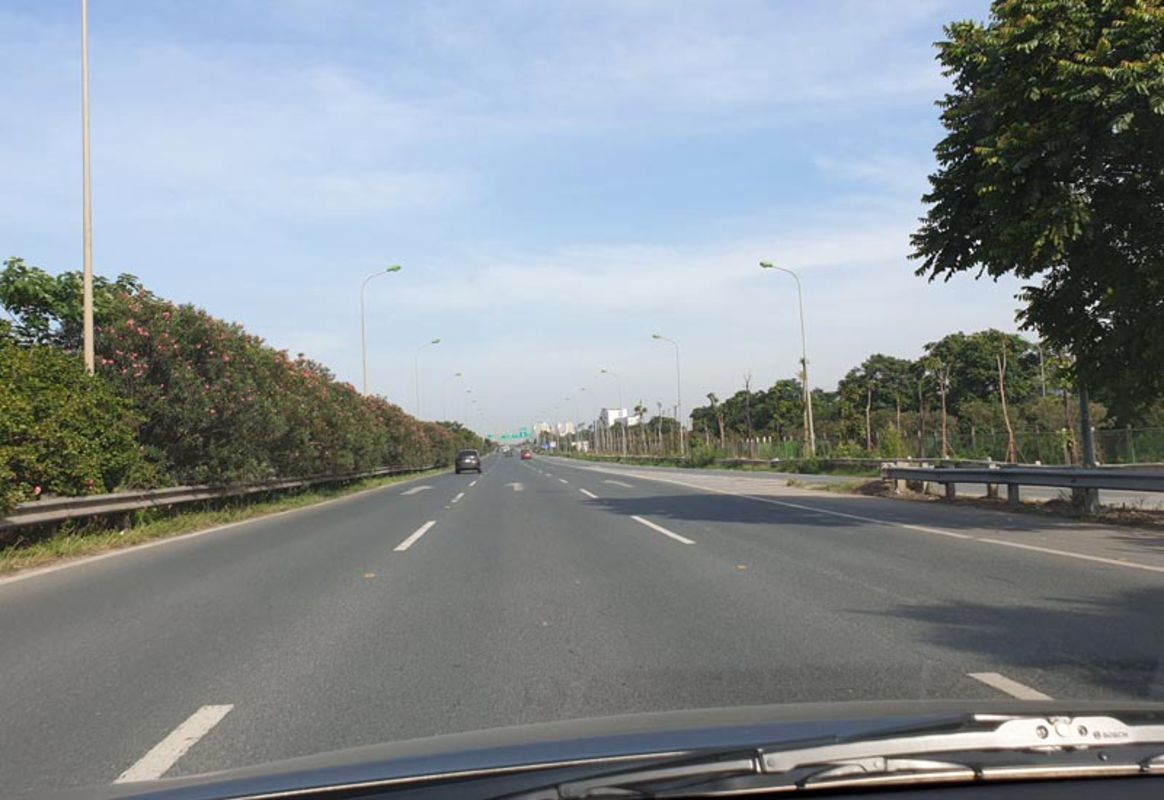 Experience Hanoi Tours with sustainable adventures