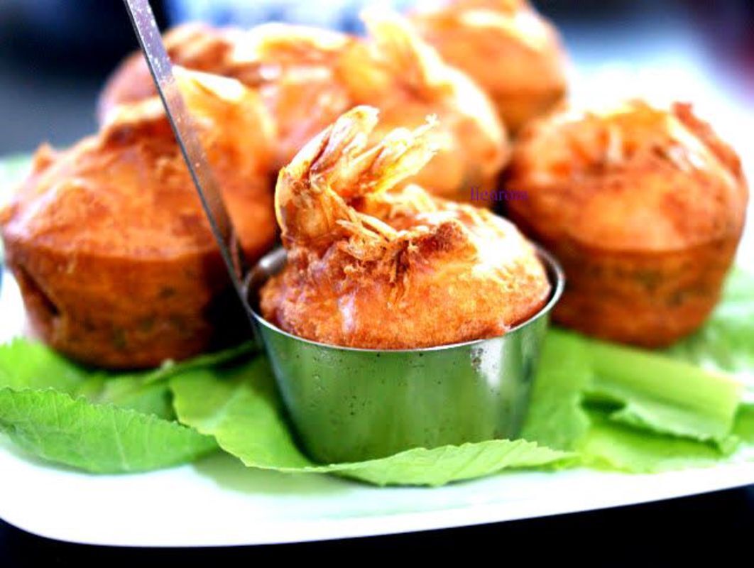 Cong Cake "Bánh Cống" In Soc Trang