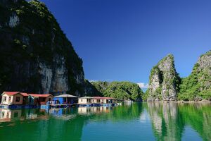 Halong Bay in September: Weather, Top Activities, Costs & Eco-Friendly Tours