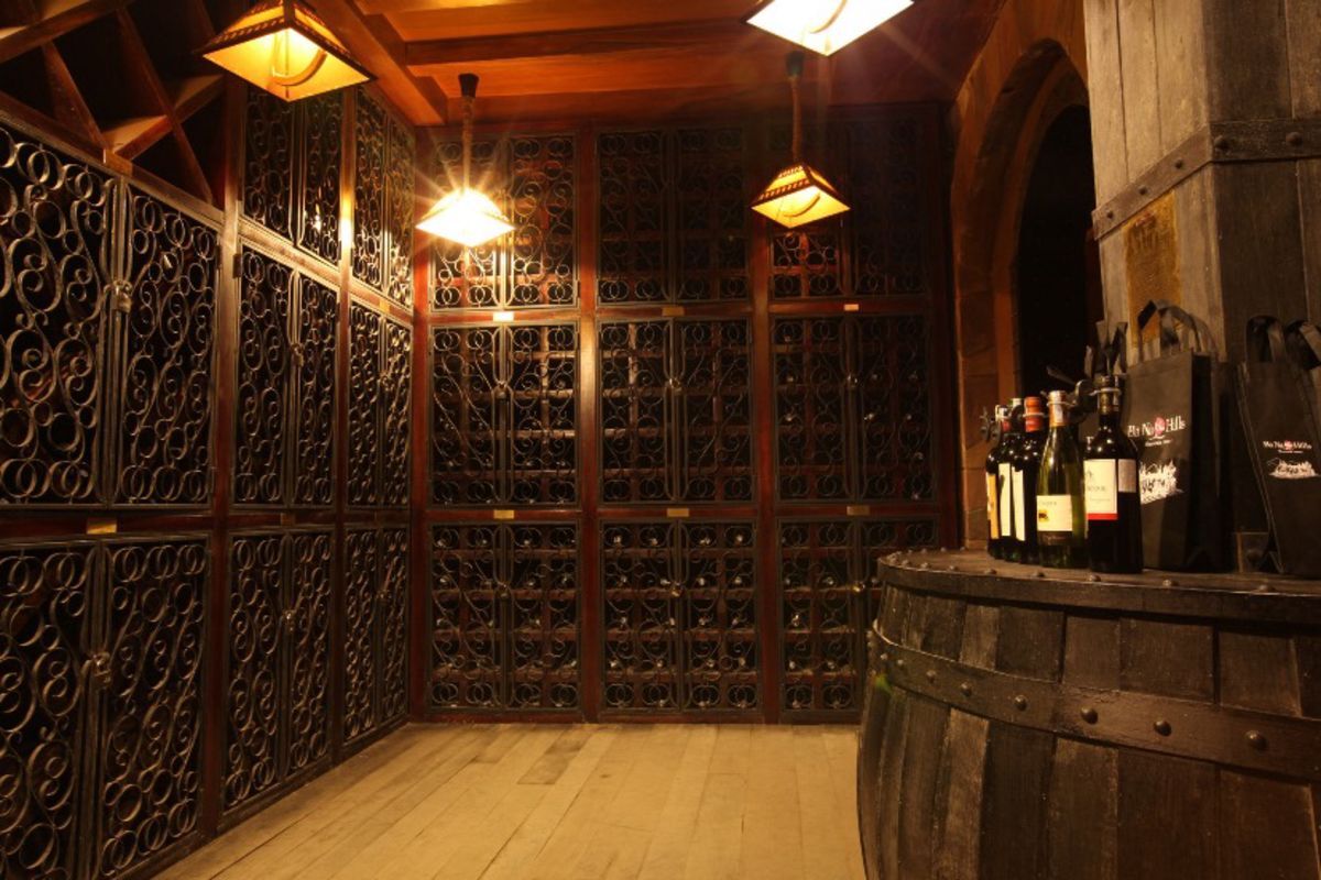 Capture the charming allure of Da Nang’s heritage