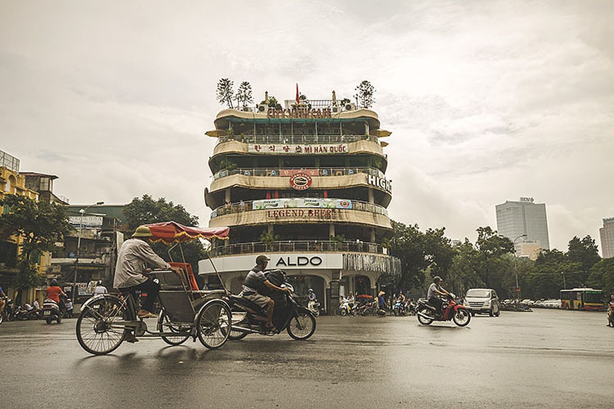 Start your Hanoi Travel with serene beauty