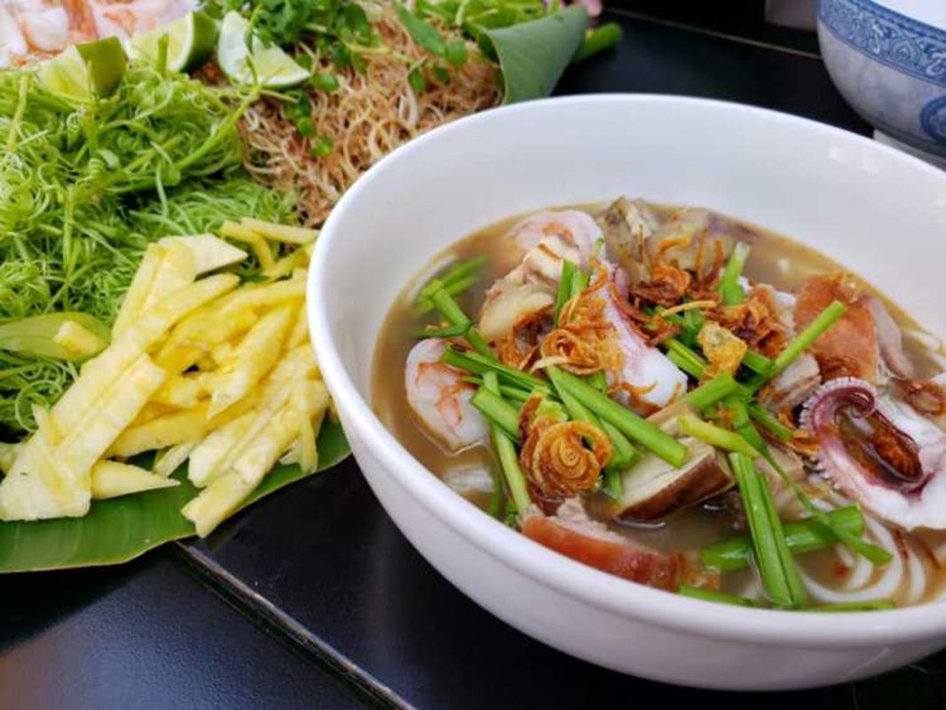 Nuoc Leo Rice Noodle Soup - "Bun Nuoc Leo Bac Lieu"