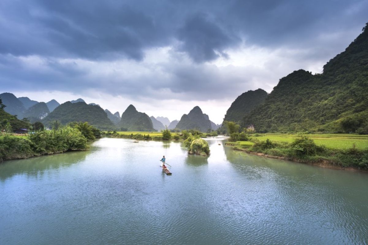 Start your Ninh Binh Travel with serene vistas