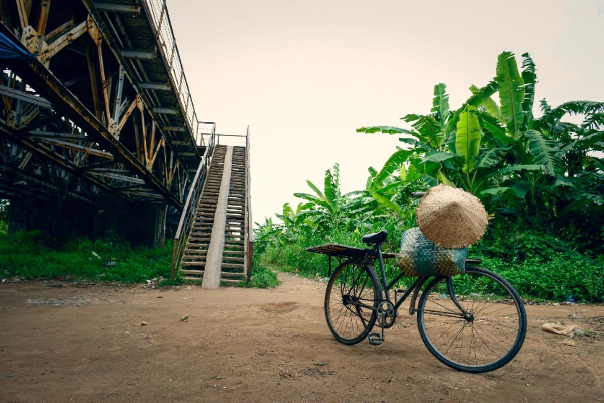 Long Bien Bridge - the witness of Vietnamese history