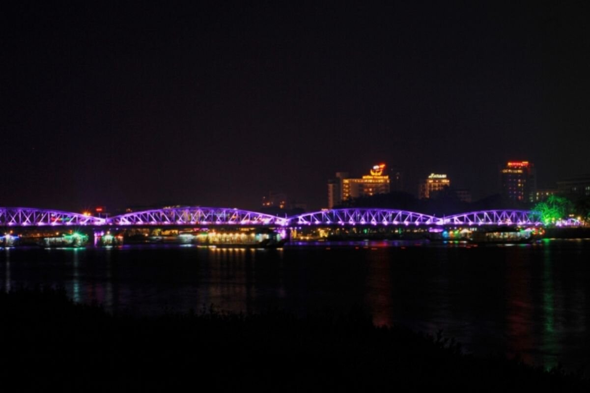Learn Hue’s historical legacy with expert insights