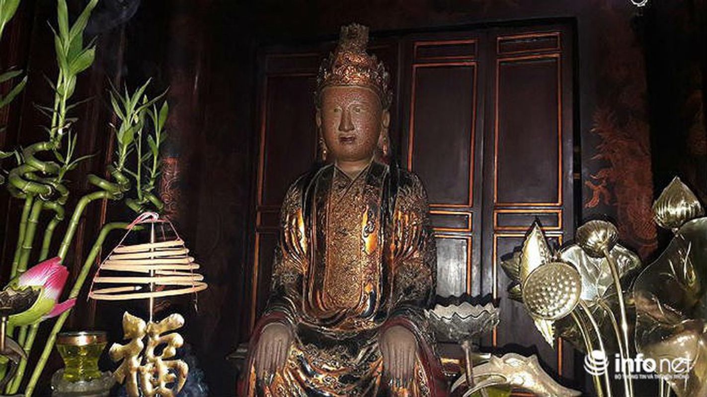Learn Ninh Binh’s cultural legacy with expert insights