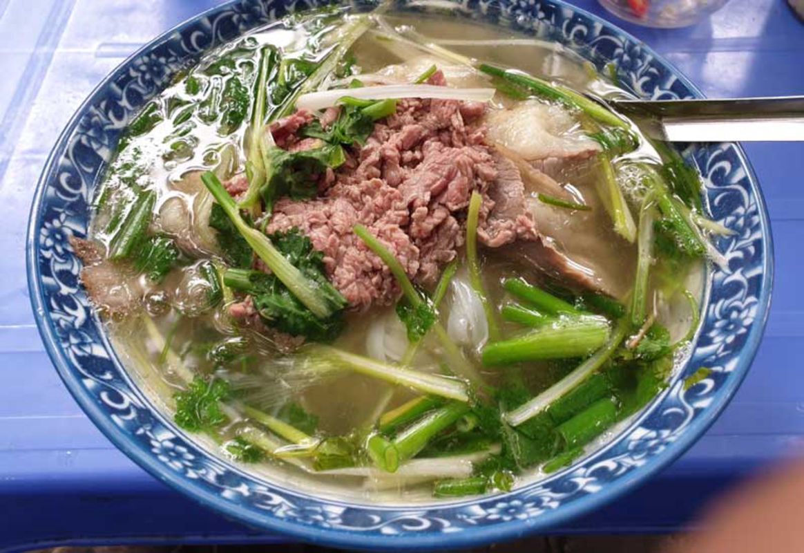 Start your Hanoi Travel with a flavorful bowl