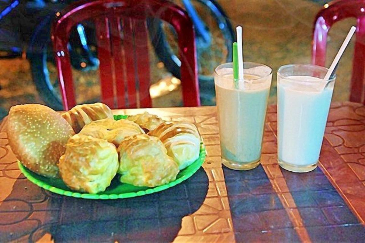 Photograph the cozy allure of Da Lat’s street scene
