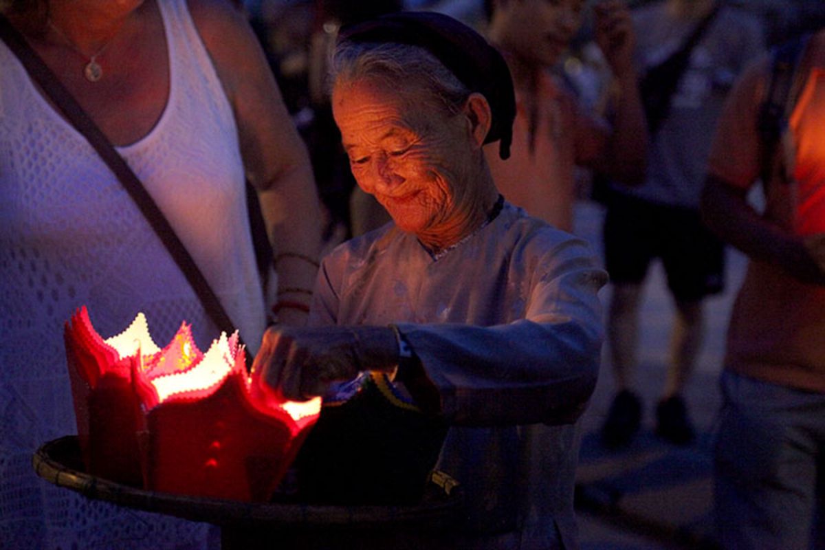 Learn Da Nang’s heritage with expert insights