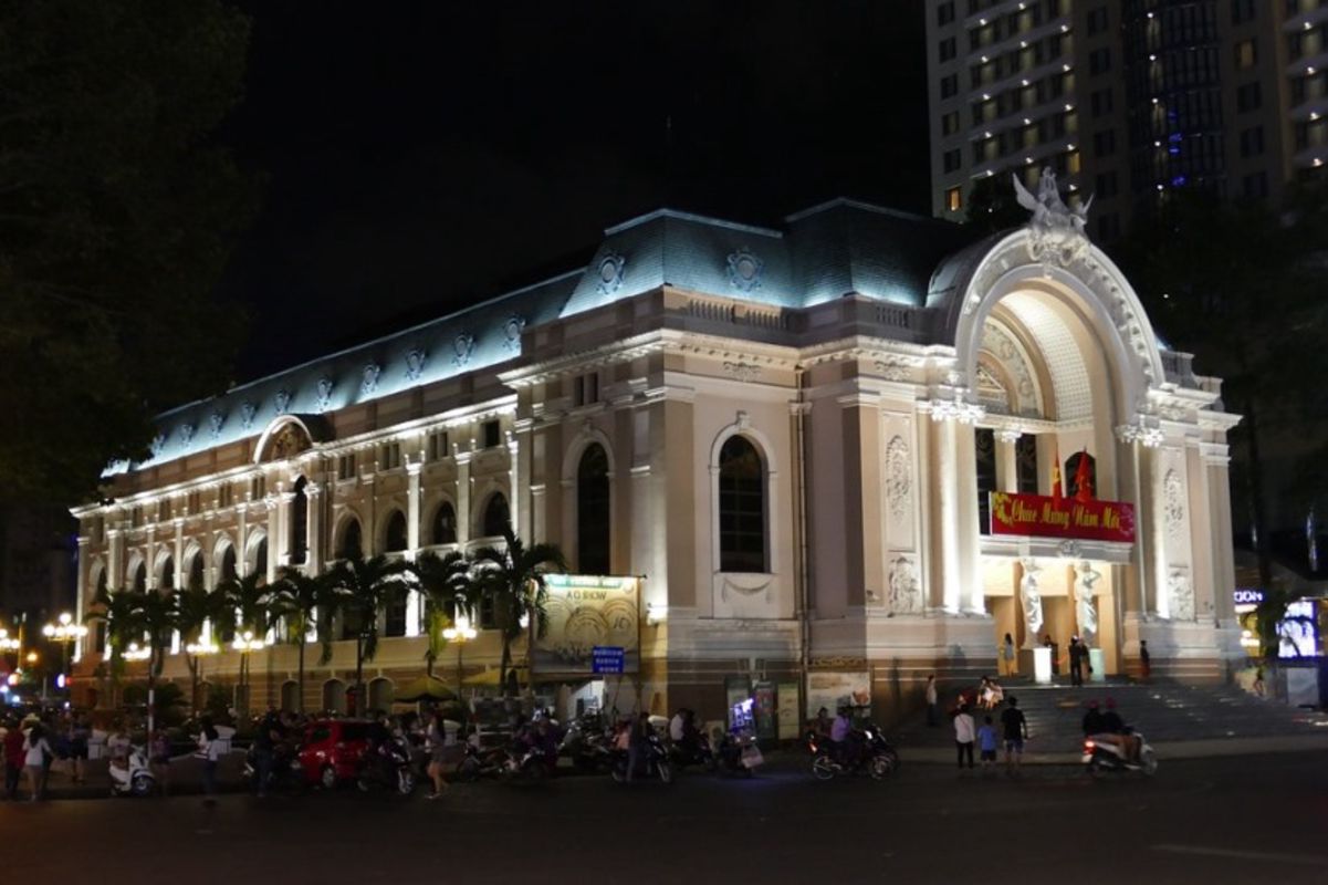 Experience Ho Chi Minh City Tours with sustainable exploration