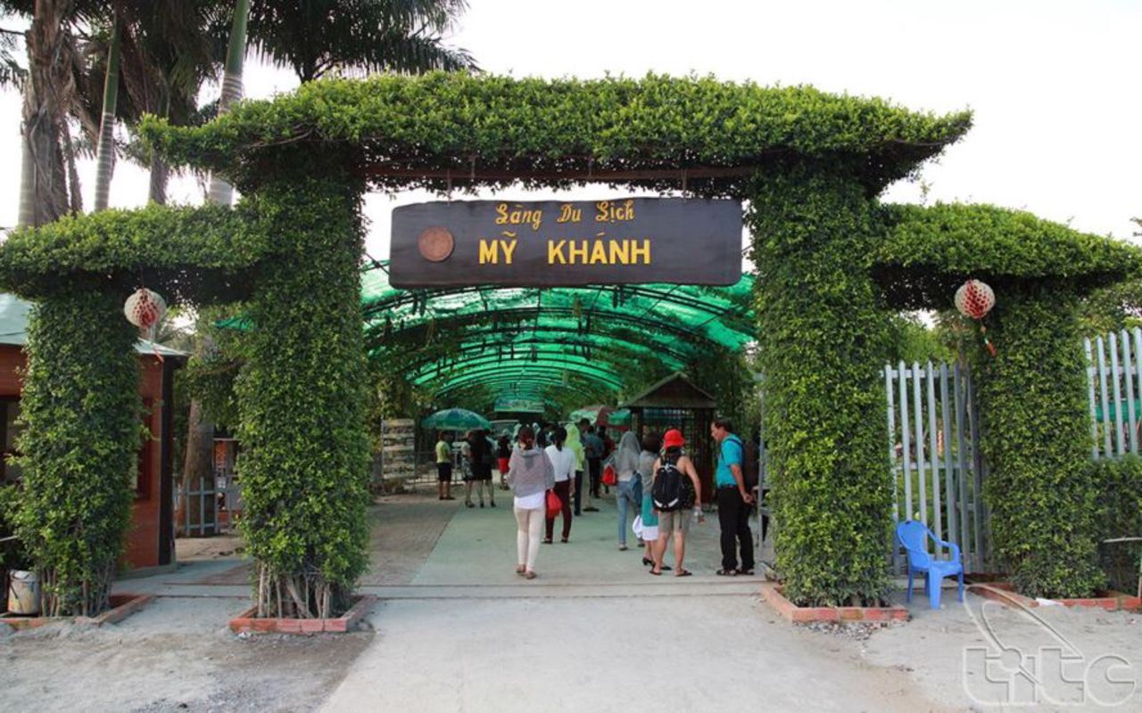 Capture the lush essence of Can Tho’s eco-tourism gem