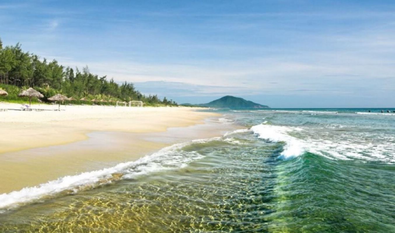 Capture the serene beauty of Ha Tinh’s coastal gem