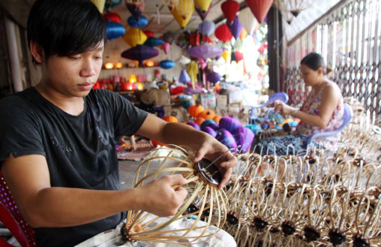 Photograph the enchanting allure of Hoi An’s heritage