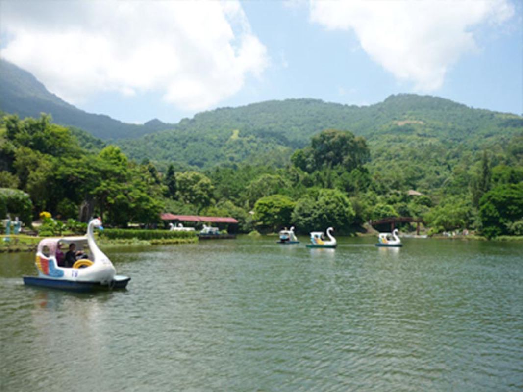 Start your Hanoi Travel with tranquil vistas
