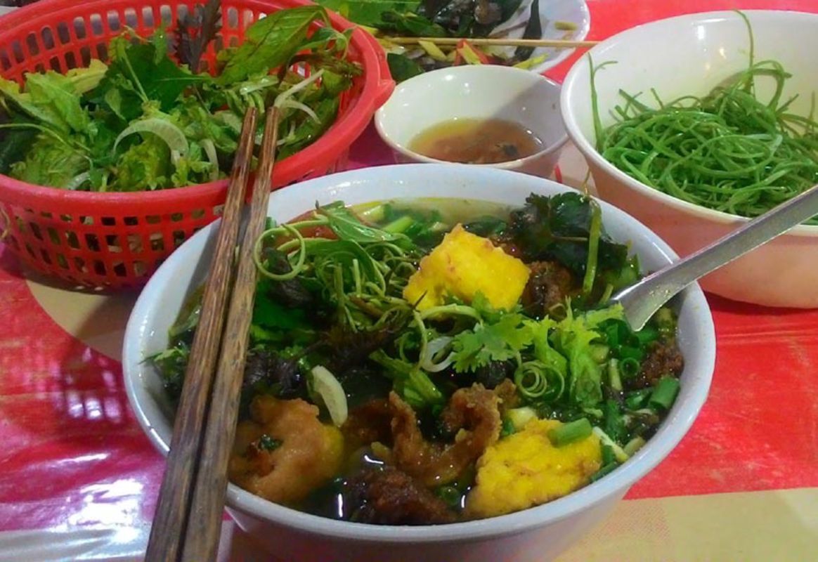 Start your Hanoi Travel with a flavorful bowl