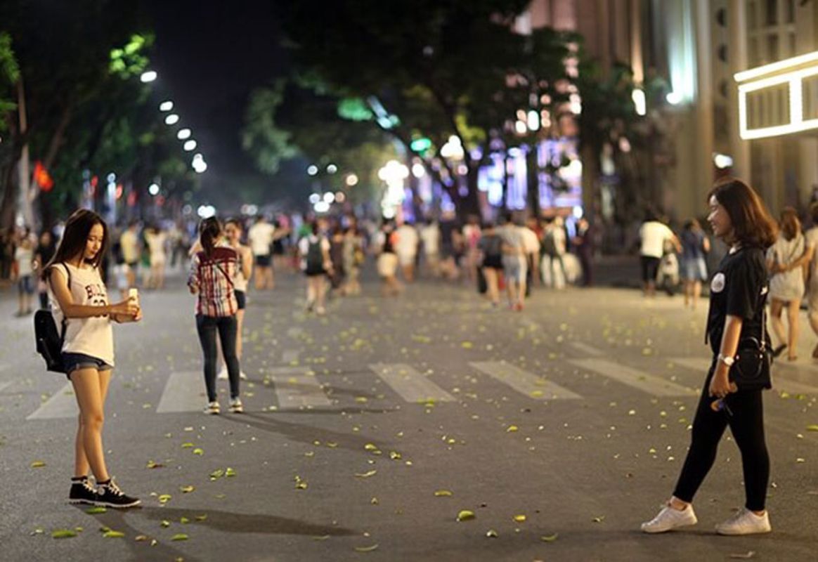 Capture the authentic charm of Hanoi’s culture