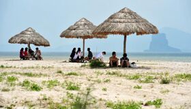 Capture the serene beauty of Bai Tu Long’s UNESCO gem